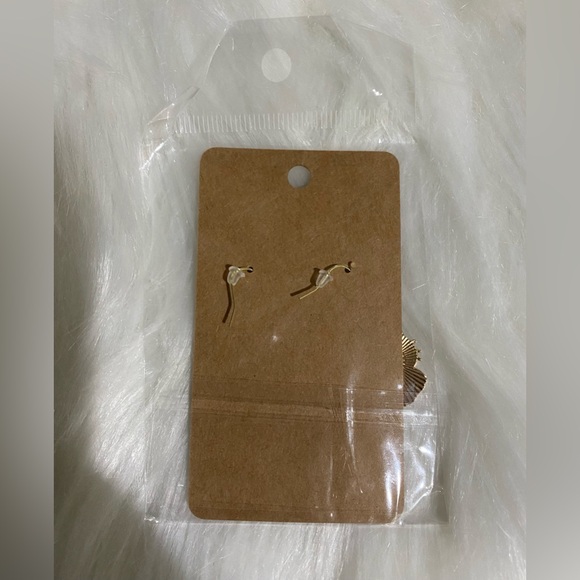 Hello Kitty Handcrafted earrings w Hypoallergenic 925 sterling silver/gold tone - Picture 4 of 4